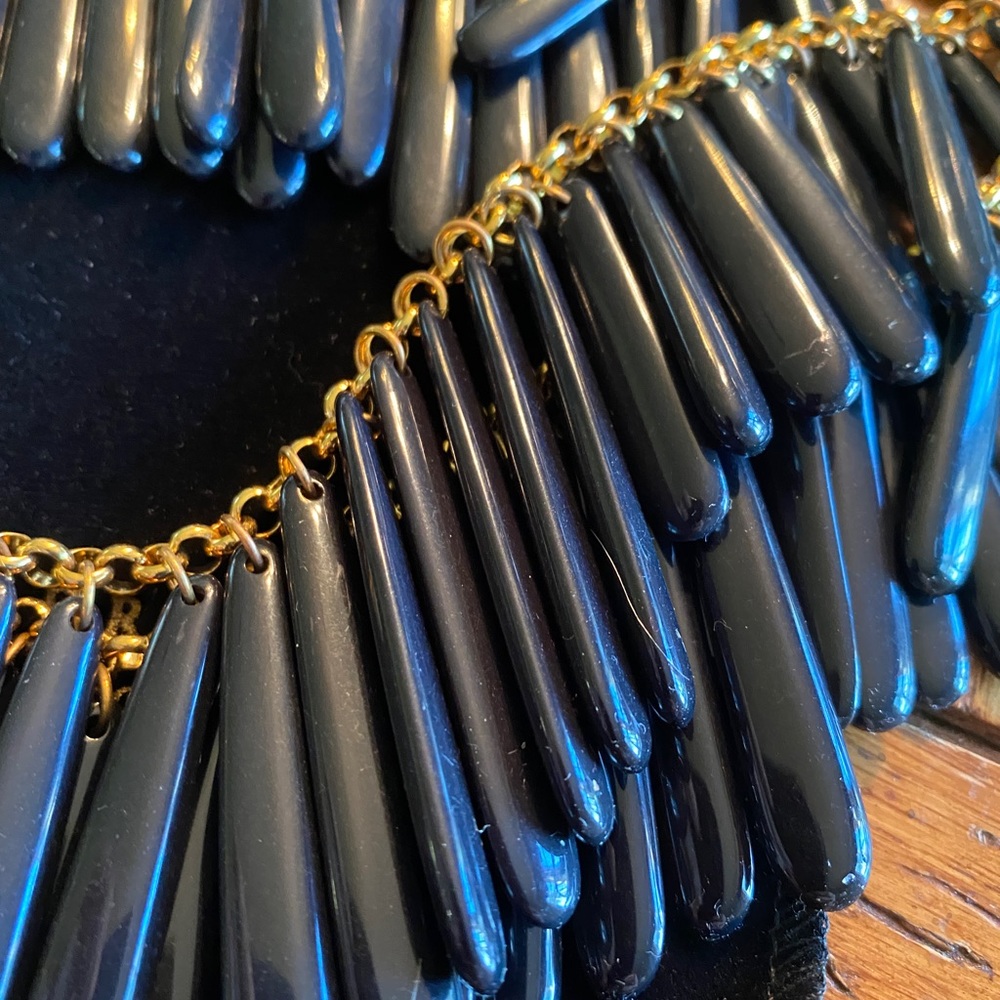 Joan Rivers 20th anniversary Triple Strand Black Onyx Lucite Necklace NIB - Picture 9 of 11